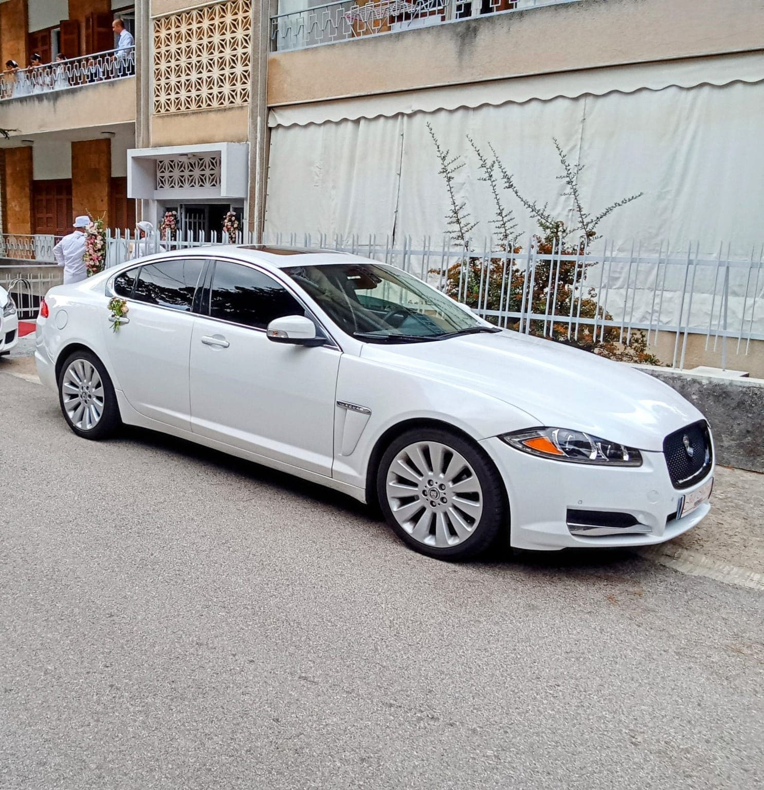 Jaguar XF - Image 1