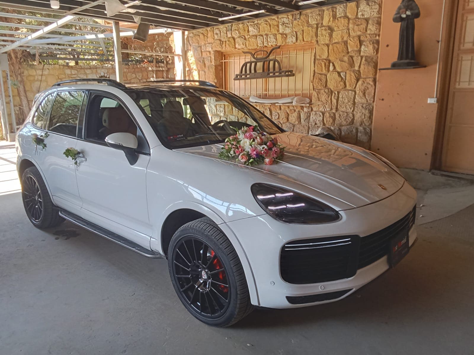 Porsche Cayenne - Image 1