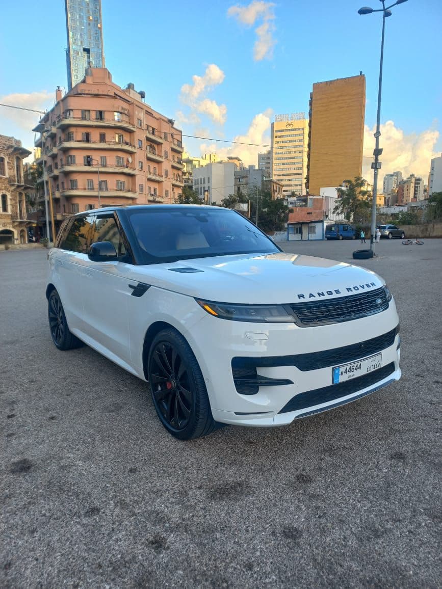 Range Rover Sport thumbnail 2